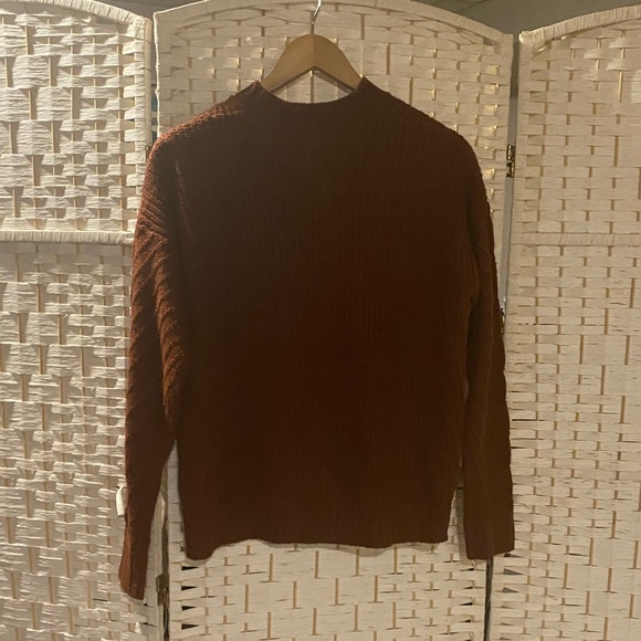 Dex Brown Long Sleeve Crisscross Knit Sweater Size L - Picture 3 of 7